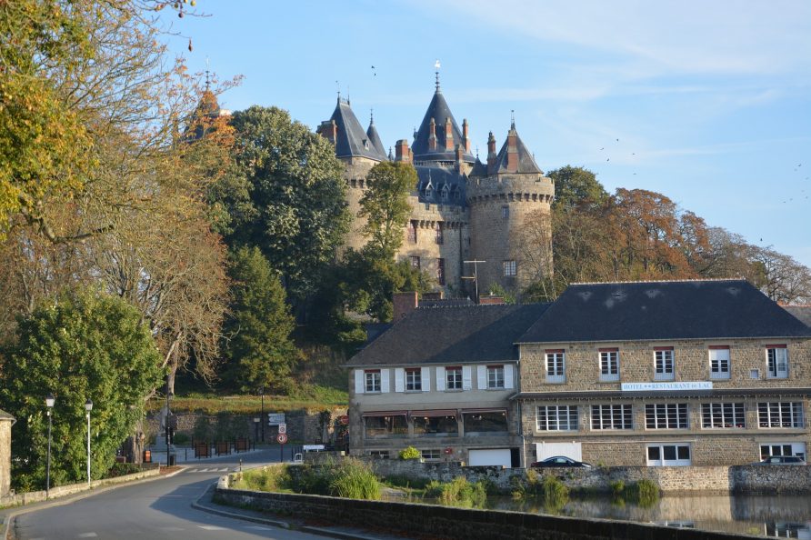 Chambres d'hôtes La Begaudiere - Chateau de Combourg